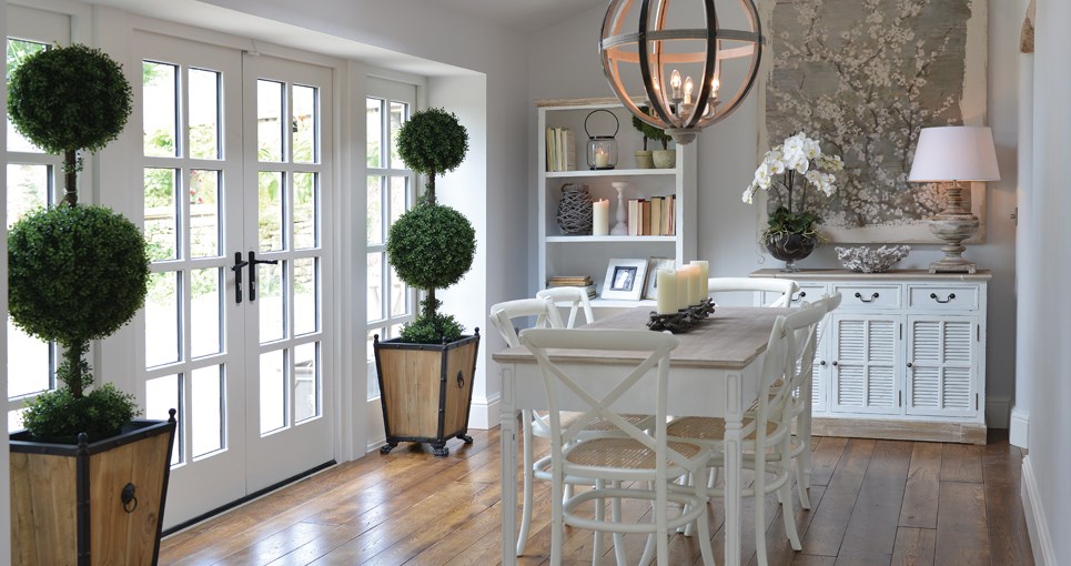 Dining room setting