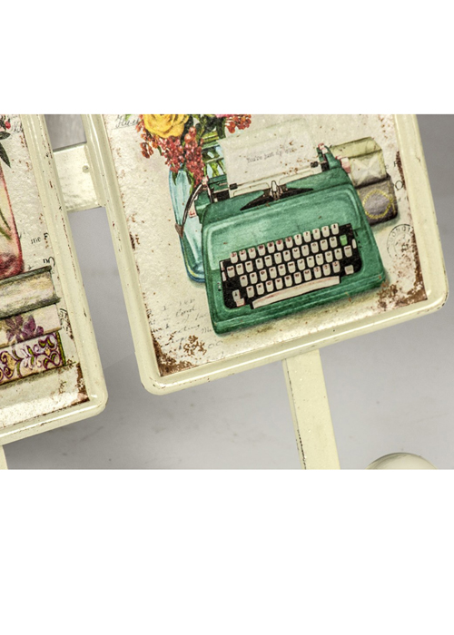 MHG100_4 vintage cream hooks