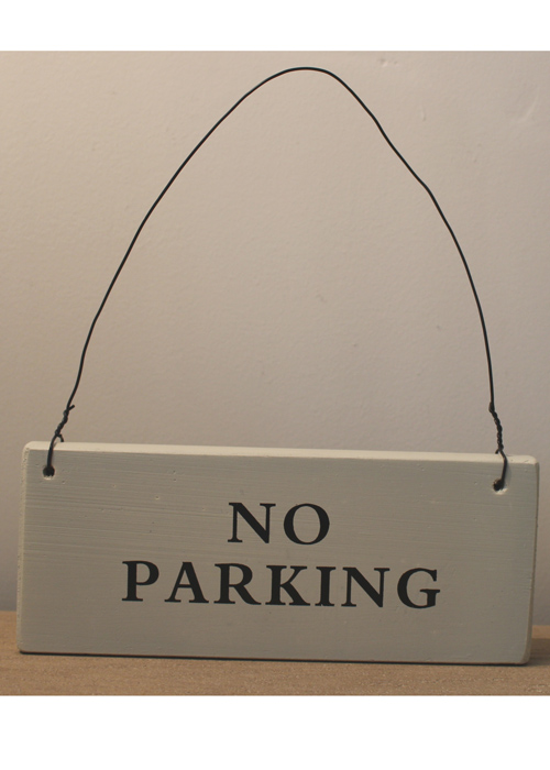 Country Green No Parking Hanging Sign