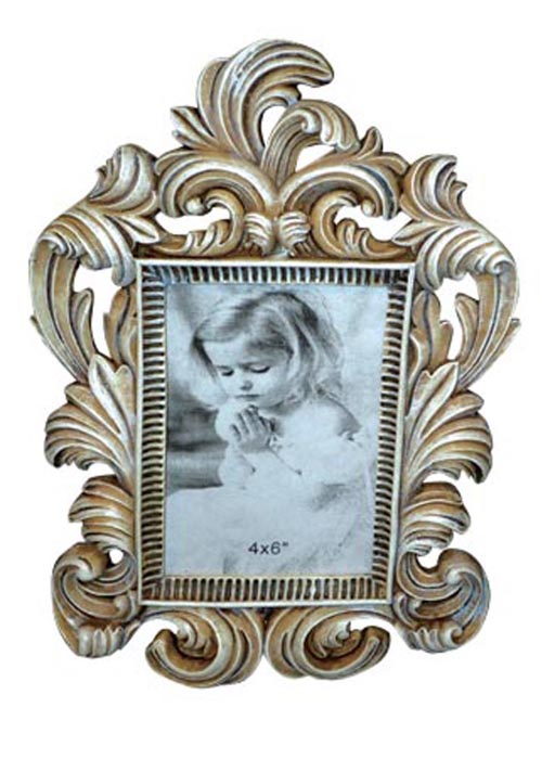 zjw029_Ornate Antique Cream Photo Frame