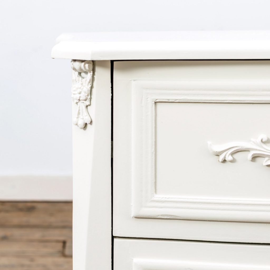 tfg-222-wh_det_01_1 Ornate Soft White Floral Bedside Table