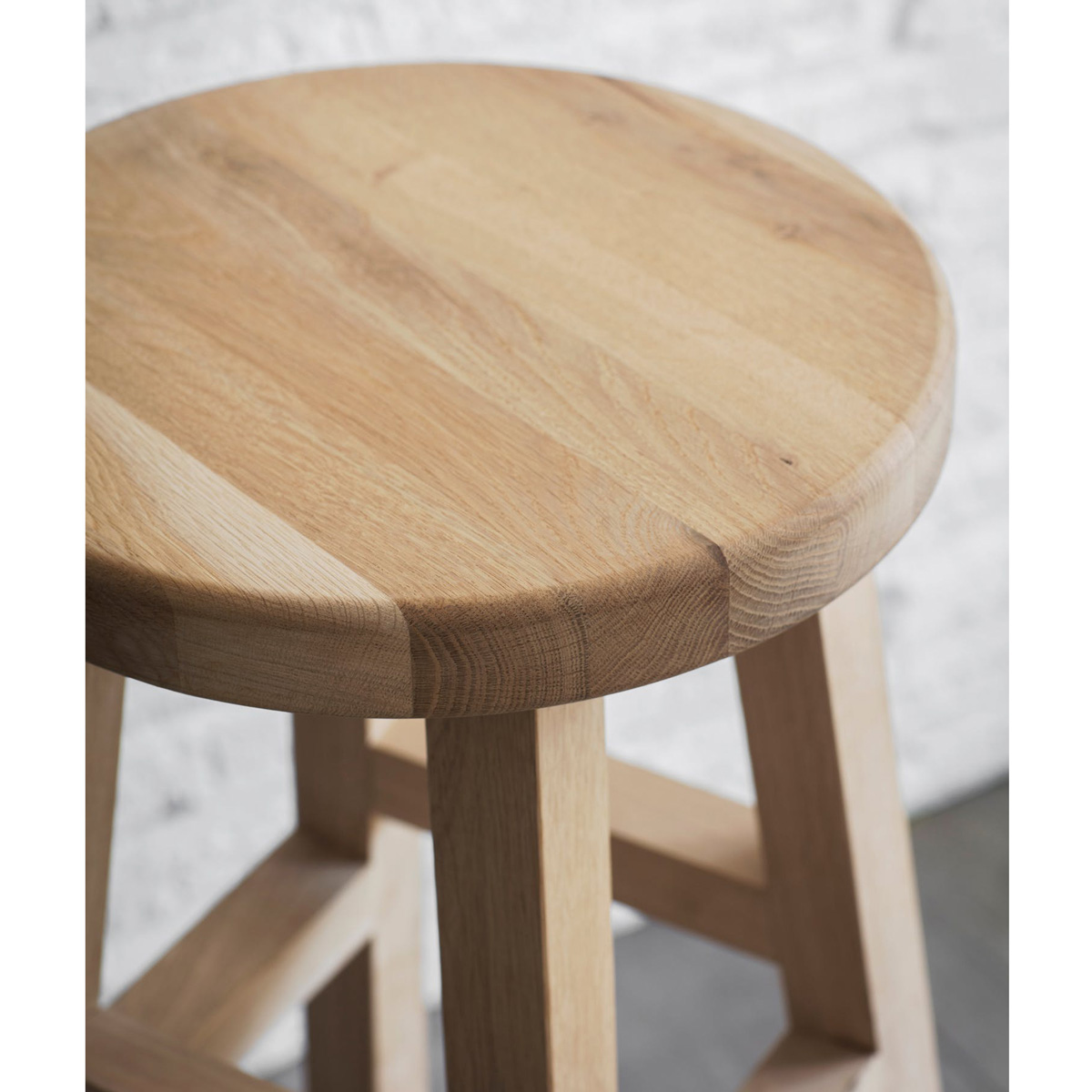 Round discount oak stool