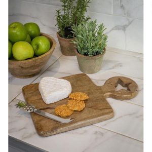 18SS65 Star Detail Wooden Chopping Board