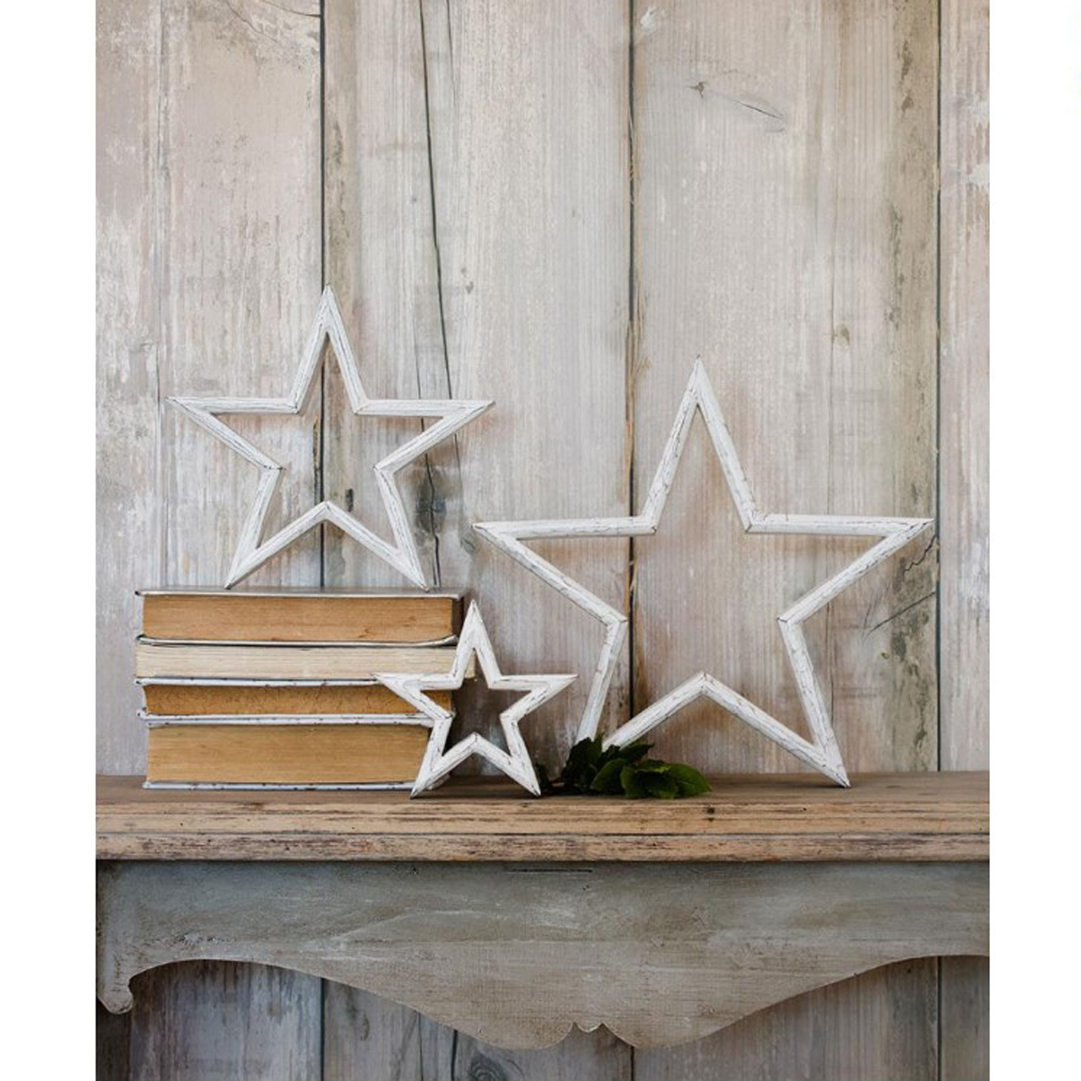 Set of 3 White Wooden Star Decorations - Interior Flair
