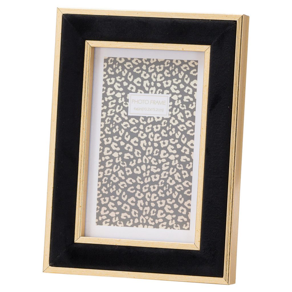 20848 Black Velvet Gold Metal 4 x 6 Frame